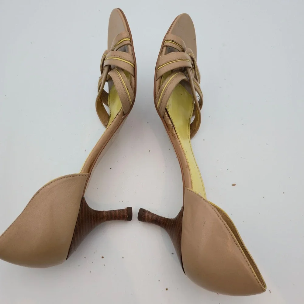 Michelle D Women Size 8 wooden Heels Sandals Strappy Tan yellow Leather peep toe - Picture 14 of 16